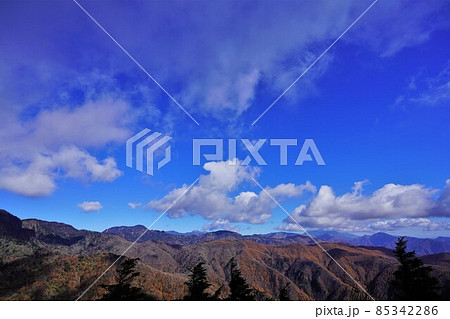 小丸山からの皇海山・日光白根山・男体山 85342286