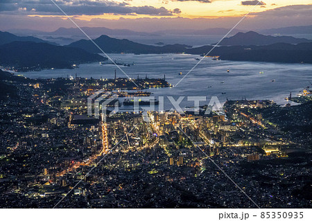 灰ヶ峰からの呉市街夜景 85350935