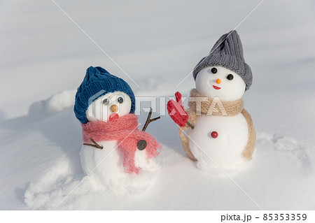 雪だるまの漫才コンビ 85353359