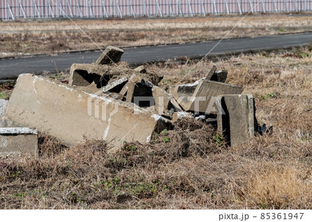 農地と排水路の撤去 農地と排水路の撤去 85361947