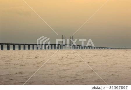 Oresund Bridge on sunset, Sweden, Malmo. 85367897