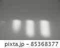 室内に差し込む光　ふんわりイメージ 85368377