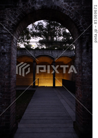 廃墟感ただよう素敵な庭園、パディントン・レザボア・ガーデンズ(パディントン貯水池庭園) 廃墟感ただよう素敵な庭園、パディントン・レザボア・ガーデンズ(パディントン貯水池庭園) 85369671