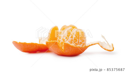 Peeled mandarin and peel isolated 85375687
