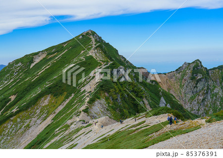 唐松岳山頂へ 夏山 唐松岳山頂へ 夏山 85376391