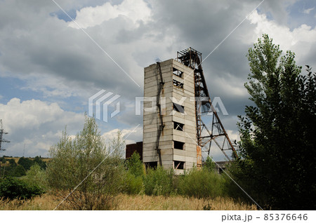 factory. vertical shaft of an abandoned salt mine in ukraine 85376646