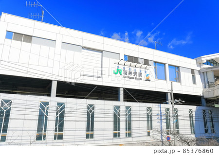 【長野県】晴天下の軽井沢駅 南口 【長野県】晴天下の軽井沢駅 南口 85376860