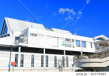 【長野県】晴天下の軽井沢駅 南口 【長野県】晴天下の軽井沢駅 南口 85376865