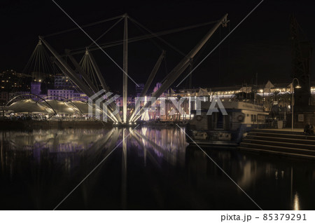 Port of Genoa at night 85379291