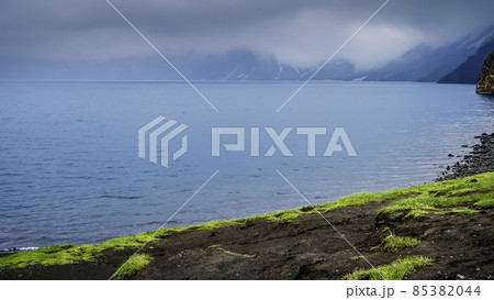 白頭山 (長白山) 【天池】 湖畔 Heaven lake, China / North Korea 白頭山 (長白山) 【天池】 湖畔 Heaven lake, China / North Korea 85382044