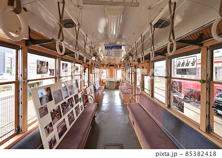 旧名鉄美濃駅舎　展示車両内部（岐阜県美濃市広岡町） 85382418