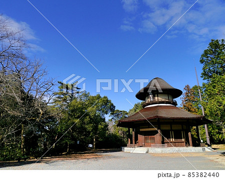 俳聖殿(遠景) 85382440
