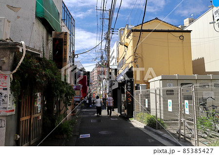 都市風景　三軒茶屋駅周辺 85385427