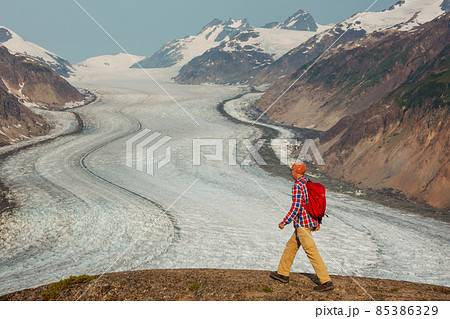 Hike in Canada 85386329