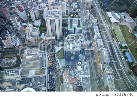 あべのハルカスの展望フロアから見る天王寺の景色 85386746