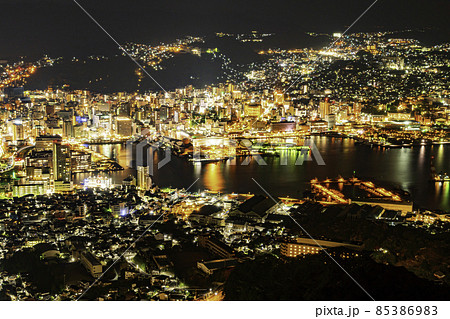 長崎　稲佐山からの世界三大夜景　長崎県長崎市 85386983