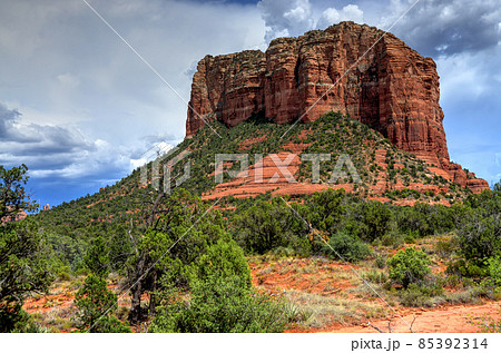 Sedona Arizona Mountains with Cloudy Skies Sedona Arizona Mountains with Cloudy Skies 85392314