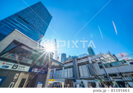 日本の東京都市景観 渋谷スクランブルスクエアや渋谷駅などを望む＝12月30日 85395663