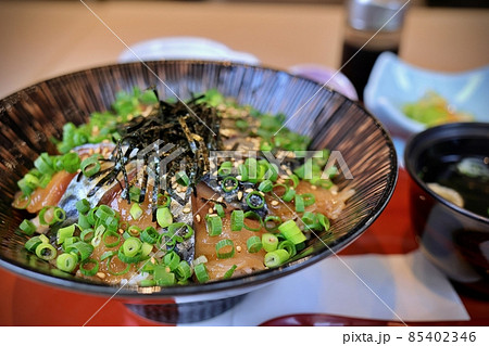 八戸前沖銀さば丼 八戸前沖銀さば丼 85402346