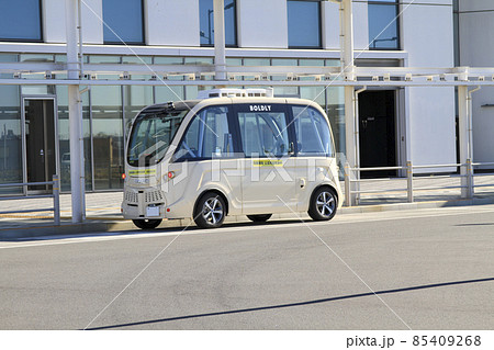 羽田イノベーションシティ~第3ターミナル間のアクセスEVバス(ベージュ) 羽田イノベーションシティ~第3ターミナル間のアクセスEVバス(ベージュ) 85409268