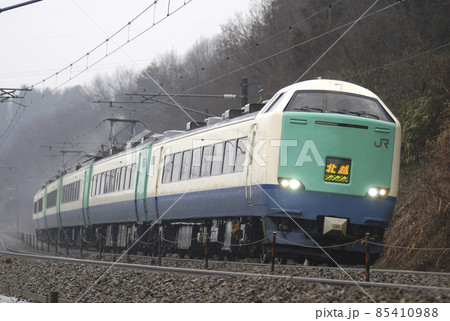 北陸本線　津幡－倶利伽羅　JR東日本　485系　R23編成（新潟）　北越 85410988