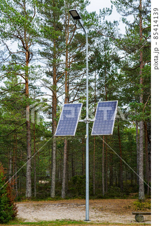 eco friendly solar powered street light in the nature park eco friendly solar powered street light in the nature park 85414139
