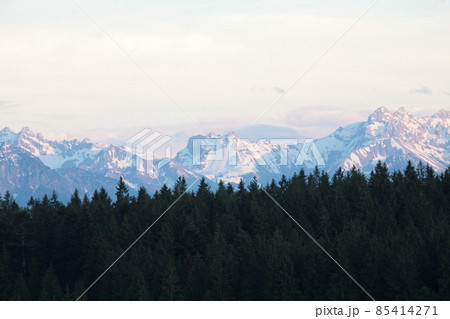 Idyllic landscape in the Alps Idyllic landscape in the Alps 85414271