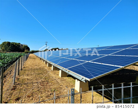 太陽光発電　農地　民家　里山の共生　カーボンプライシング　環境問題　エネルギー自給　食料自給 85415072