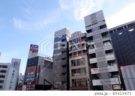 立川駅北口の雑居ビル群 85415475