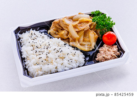 しょうが焼き弁当 85425459