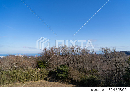 二上山(上)の山頂から見た景色(三浦アルプス) 二上山(上)の山頂から見た景色(三浦アルプス) 85426365