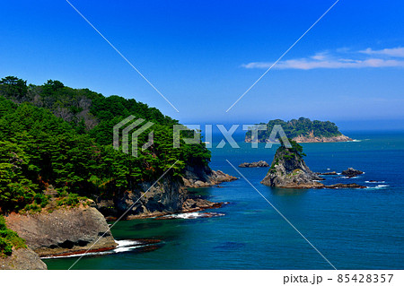 蛸ノ浜から砂島の美しい海岸線の眺め・浄土ヶ浜から歩いて行けるビュースポット・東北・岩手県・宮古(2) 85428357