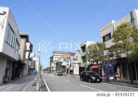三重県 松阪市街地(よいほモール)の街並み 85429157