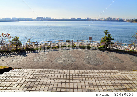 京浜島緑道公園より森ケ崎公園、羽田可動橋方面を望む(東京都大田区)【2021.12】 京浜島緑道公園より森ケ崎公園、羽田可動橋方面を望む(東京都大田区)【2021.12】 85430659