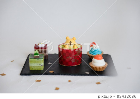 寅のお正月 ケーキ 寅のお正月 ケーキ 85432036