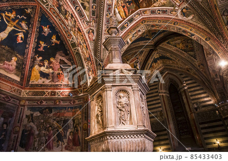 interiors and decors of the baptistery, Siena, Italy interiors and decors of the baptistery, Siena, Italy 85433403
