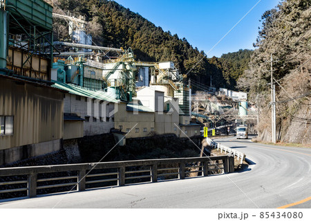 埼玉県秩父郡　秩父石灰工業　工場 85434080