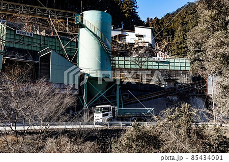 埼玉県秩父郡　秩父石灰工業　工場 85434091