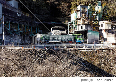 埼玉県秩父郡 秩父石灰工業 工場 埼玉県秩父郡 秩父石灰工業 工場 85434097