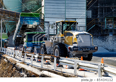 埼玉県秩父郡　秩父石灰工業　工場 85434112