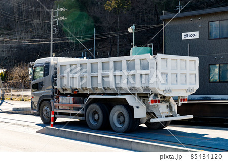 埼玉県秩父郡　秩父石灰工業　大型ダンプカー 85434120