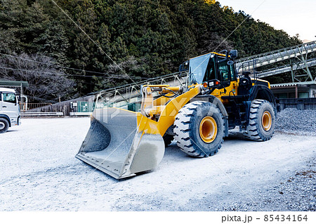 埼玉県秩父郡 秩父石灰工業 工場 重機ホイールローダー 埼玉県秩父郡 秩父石灰工業 工場 重機ホイールローダー 85434164