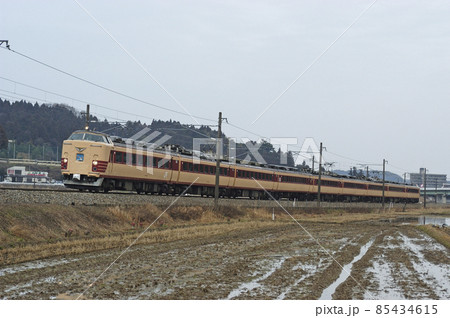 北陸本線　大聖寺－牛ノ谷　JR西日本　485系　A01編成（京都）　雷鳥 85434615