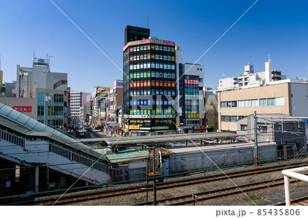 埼玉県川口市 西川口駅西口の街並み 85435806