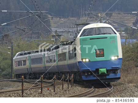 北陸本線 倶利伽羅-津幡 JR東日本 485系 R25編成(新潟) 北越 北陸本線 倶利伽羅-津幡 JR東日本 485系 R25編成(新潟) 北越 85436595