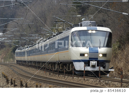 北陸本線 津幡-倶利伽羅 JR西日本 485系 Y04+Y13編成(金沢) しらさぎ 北陸本線 津幡-倶利伽羅 JR西日本 485系 Y04+Y13編成(金沢) しらさぎ 85436610