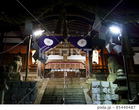 深夜の神社 深夜の神社 85440487