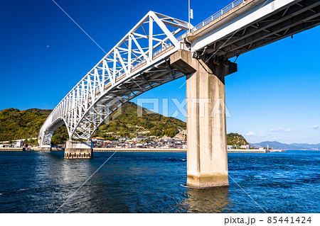 《広島県》とびしま海道・豊浜大橋 85441424