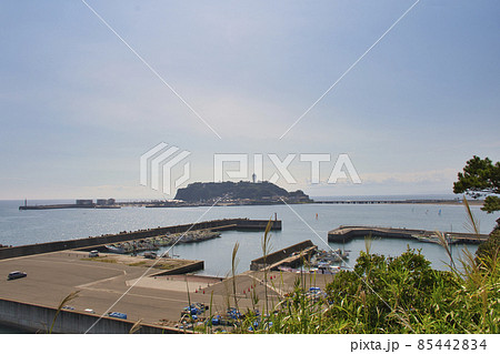 【鎌倉市】小動神社の展望台から眺める江の島 85442834