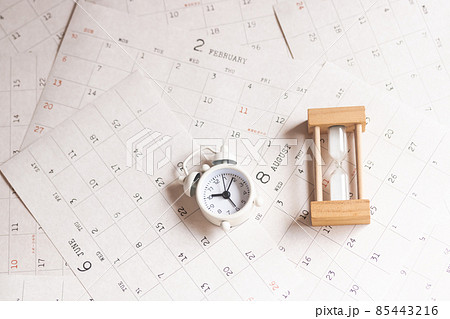 時計・砂時計・カレンダー 時のイメージ 時計・砂時計・カレンダー 時のイメージ 85443216